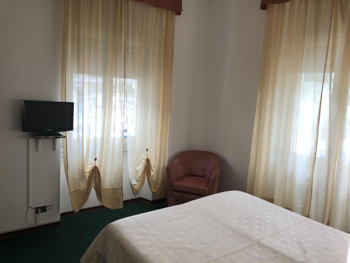 Hotel Nuovo Suisse Alassio Exterior photo